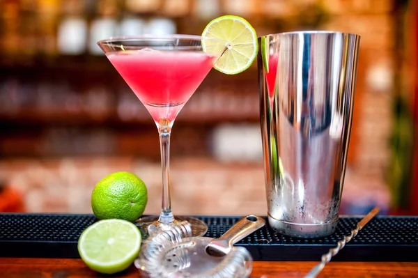 COSMOPOLITAN